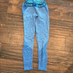 Gymshark Blue “Dry” Leggings with Elastic Waistband and Stretch Fit- Medium EUC